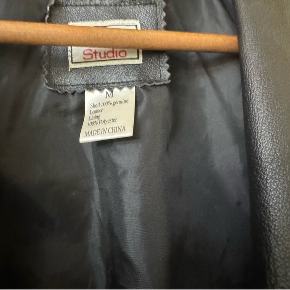 Leather Jacket - Picture 3 of 8